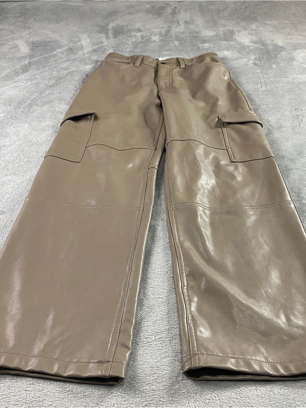 Abercrombie & Fitch Womens Wide Leg High Rise Vegan Leather Cargo Pants 28 Sz 6